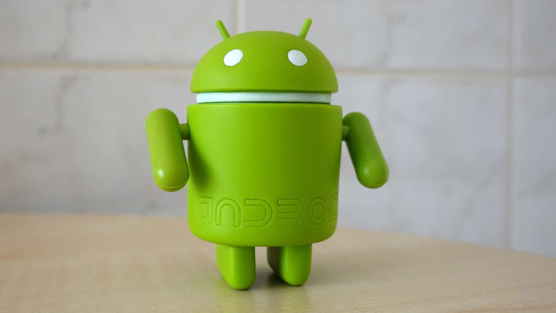 What Can You Do on Your Phone: Phone Hacks for Rookies