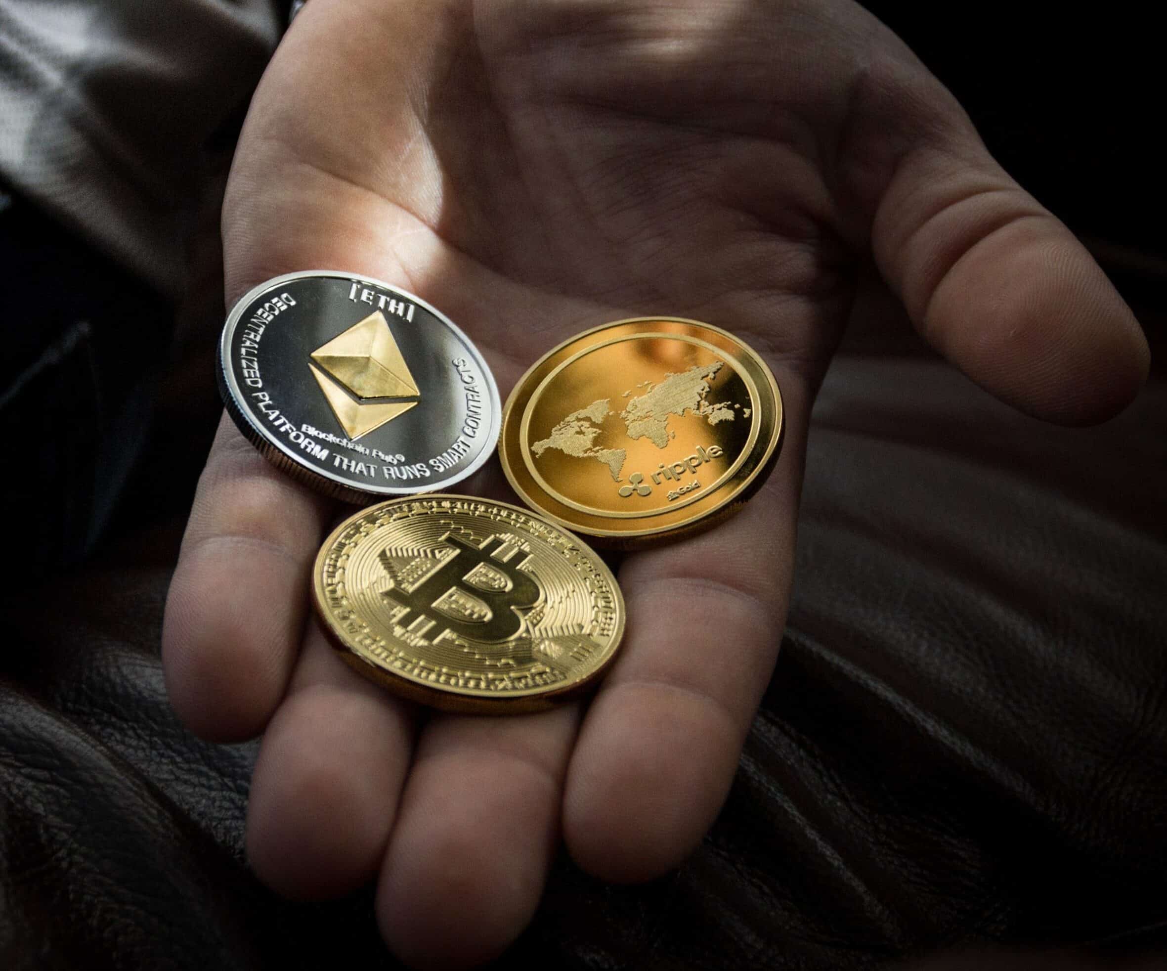 What is the Benefit of Cryptocurrency from Dollar Devaluation?