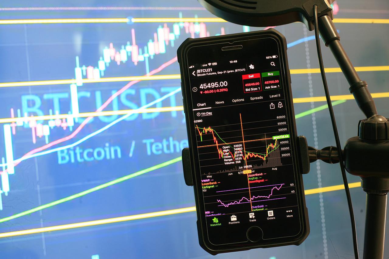 What is Swapping in Crypto? How Can It Help Investors?