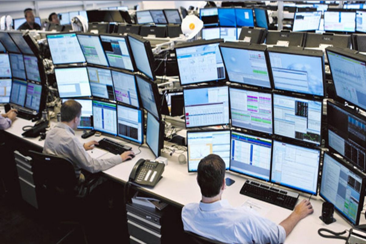 Who are Market Makers and How Do They Help in Building Markets?